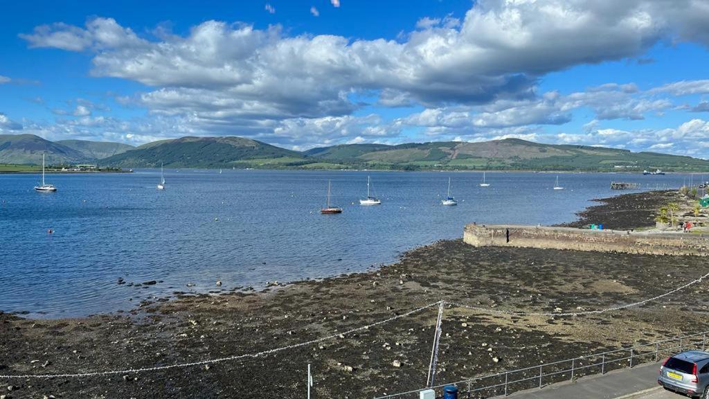 Beautiful Upper Apartment/Stunning Sea Views, Isle Of Bute Port Bannatyne Exterior photo